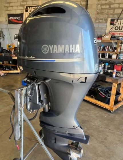 Yamaha 200HP outboard