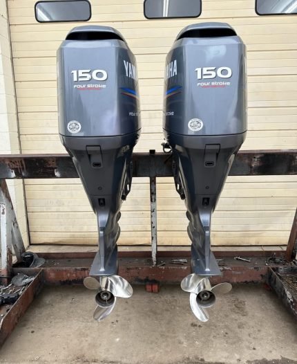Used Twin 2012 Yamaha 150HP 4-Stroke Outboard Engines