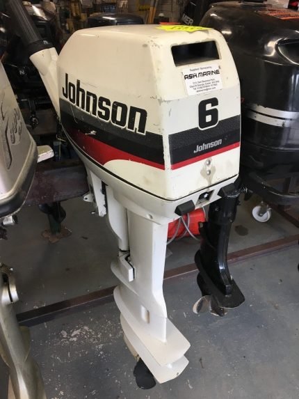 Johnson 6hp 2 stroke long Shaft Outboard Engine